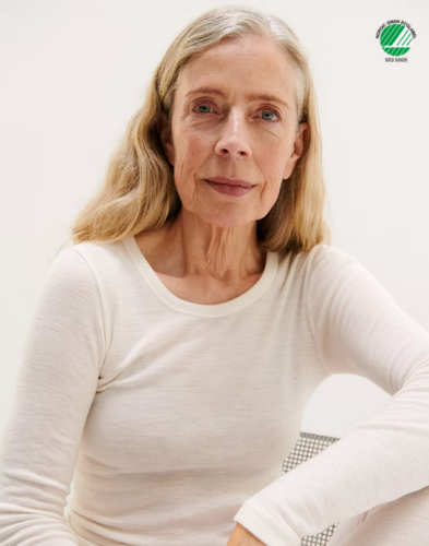 Screenshot 2024-11-07 at 13-14-26 Women's long sleeve merino wool top - Nature - Dilling.png
