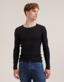 Screenshot 2024-11-10 at 19-24-42 Men's merino wool long sleeve top with buttons - Black - Dilling.png
