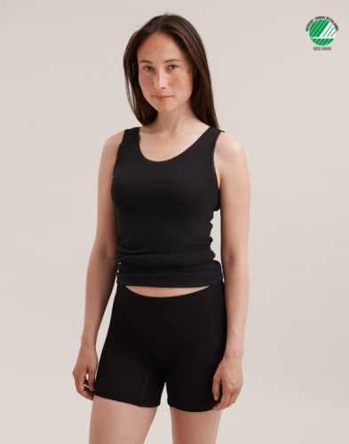 Screenshot 2024-11-13 at 00-35-53 Women's merino wool shorts - Black - Dilling.png