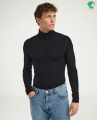 Screenshot 2025-11-18 at 22-12-00 Men's merino wool turtleneck in Black - €59.99 - Dilling.png